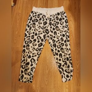 Animal print aeri joggers